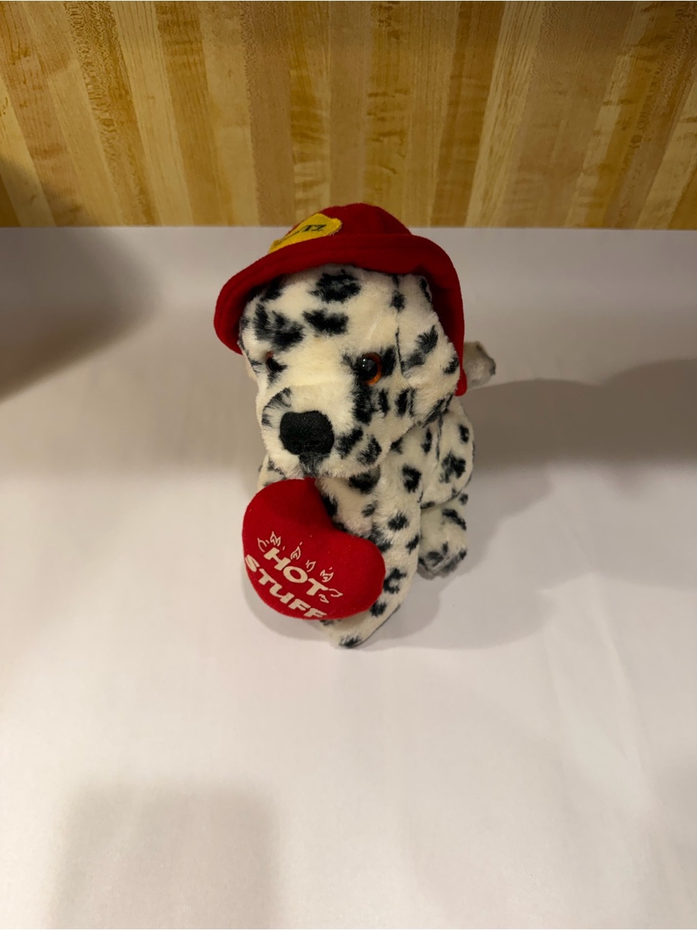 Vtg 1987 DAKIN Plush The FIREHOUSE DOG ~ Dalmatian Fireman sparkly necklace